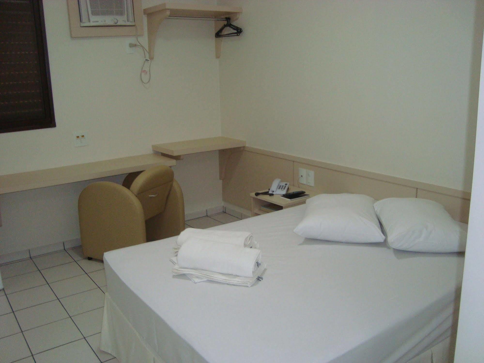 Sara Palace Hotel Uberlândia Esterno foto